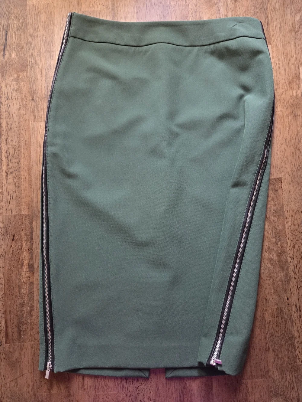 Zara Zipper Side With Faux Leather Piping Green Pencil Skirt - Picture 4 of 10